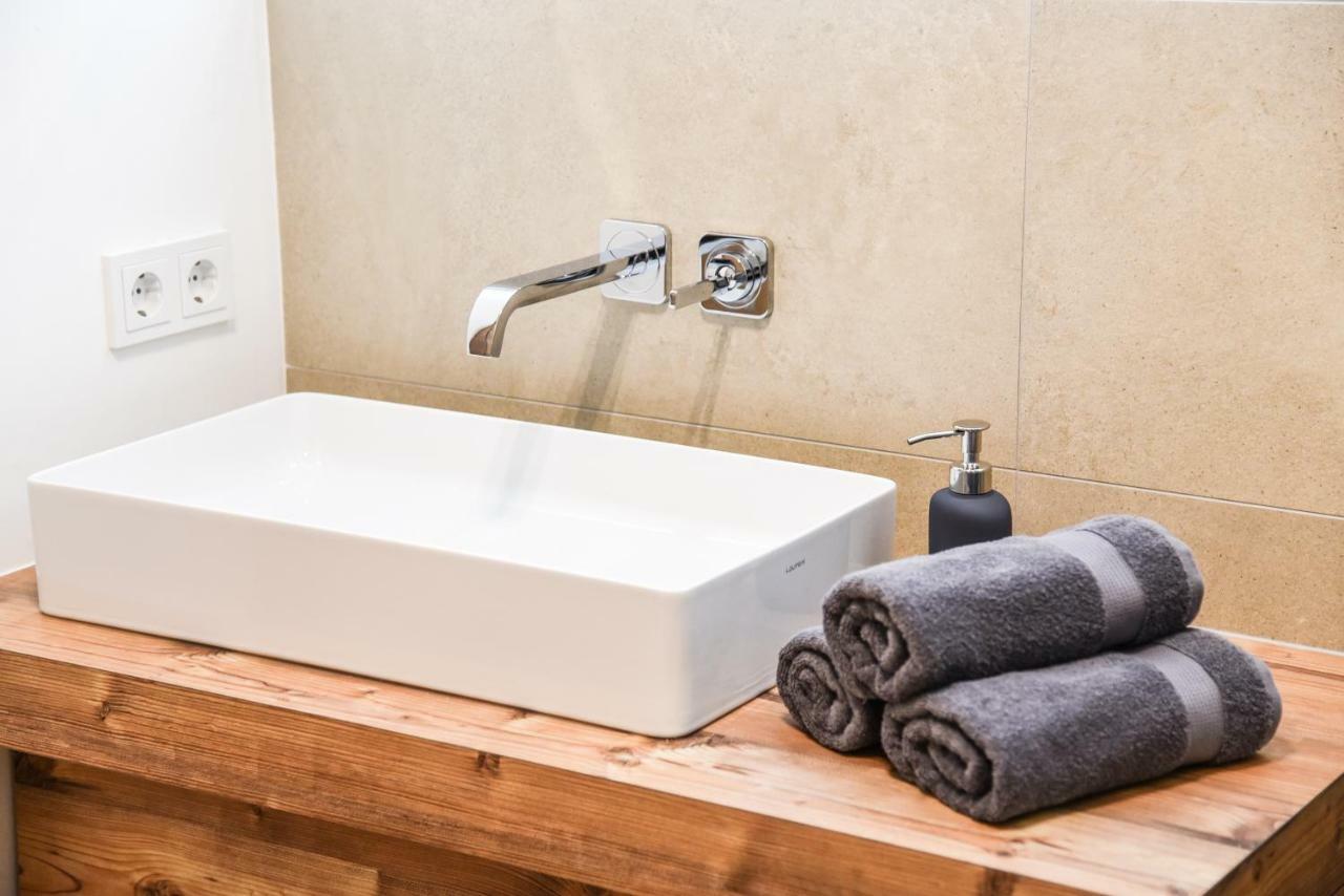 Alpendorf Auszeit Apartment Sankt Johann im Pongau Luaran gambar